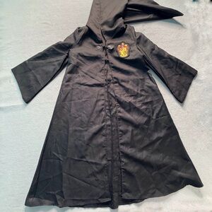 Wizarding World Harry Potter Gryffindor Robe Youth Hooded Cape Tie Medium 7-8